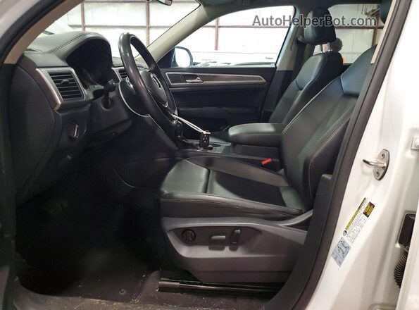 1V2UR2CA4KC590310 2019 VOLKSWAGEN ATLAS White Widok wnętrza z przodu