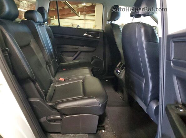 1V2UR2CA4KC590310 2019 VOLKSWAGEN ATLAS White Widok wnętrza z tyłu