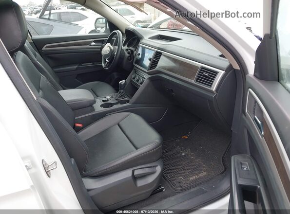 1V2UR2CA5KC516829 2019 VOLKSWAGEN ATLAS White Vista interior delantera