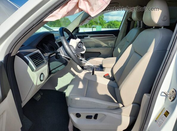 1V2UR2CA7KC581780 2019 VOLKSWAGEN ATLAS White წინა სალონის ხედი