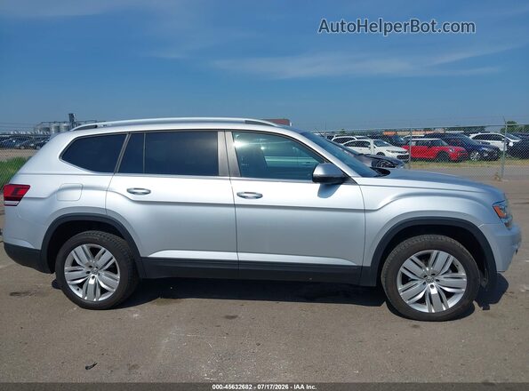 1V2UR2CA8KC561814 2019 VOLKSWAGEN ATLAS Серебряный Панорамный вид салона 360°