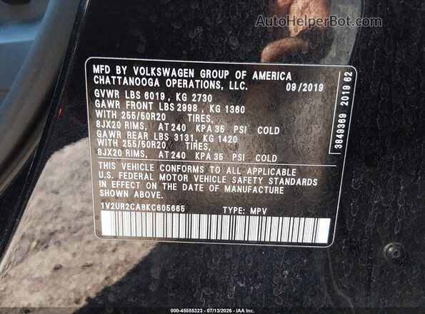 1V2UR2CA8KC605665 2019 VOLKSWAGEN ATLAS Black Engine compartment view