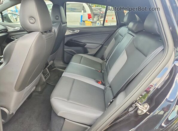 1V2VMPE82PC021778 2023 VOLKSWAGEN ID.4 Black Vista interior trasera