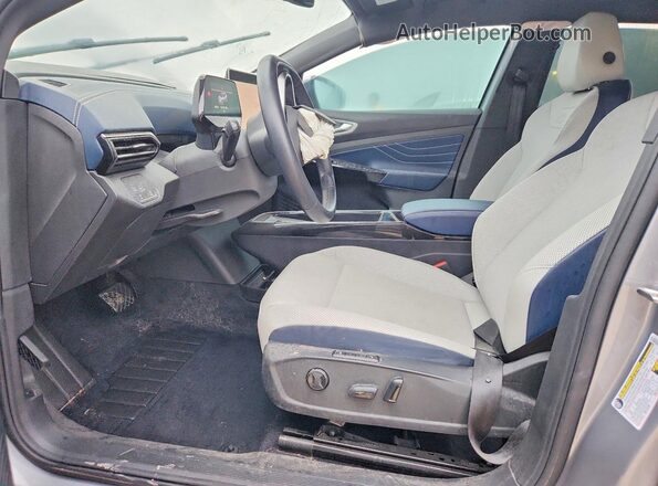 1V2VRPE8XRC004750 2024 VOLKSWAGEN ID.4 Серебряный Вид салона спереди