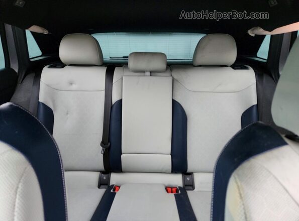 1V2VRPE8XRC004750 2024 VOLKSWAGEN ID.4 Серебряный Вид задних сидений