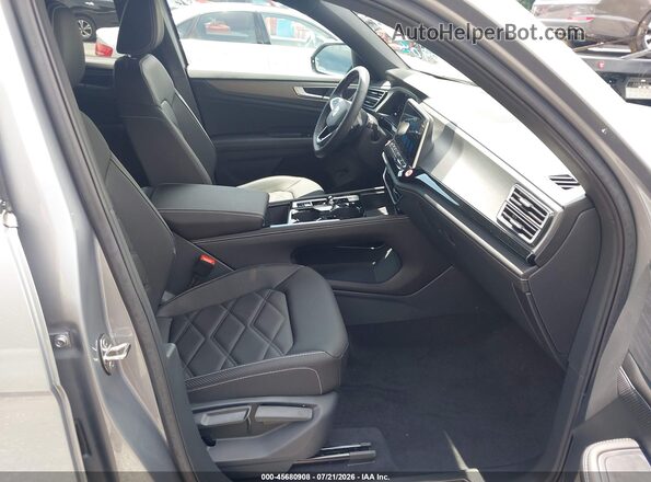 1V2WC2CA6TC226403 2026 VOLKSWAGEN ATLAS Silver წინა სალონის ხედი