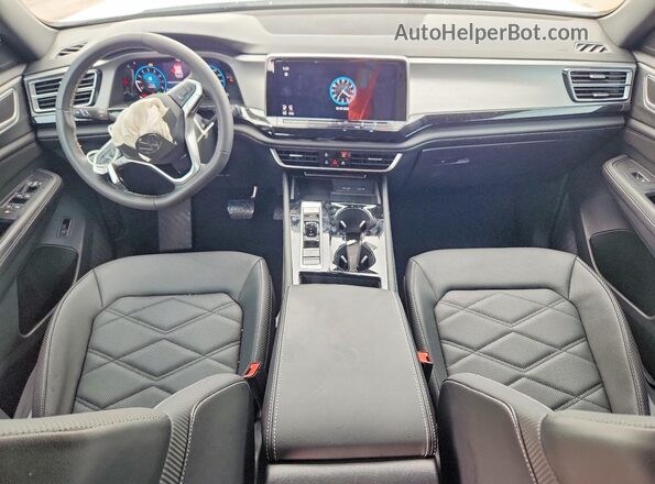 1V2WE2CA1RC249056 2024 VOLKSWAGEN ATLAS White Вид панелі приладів