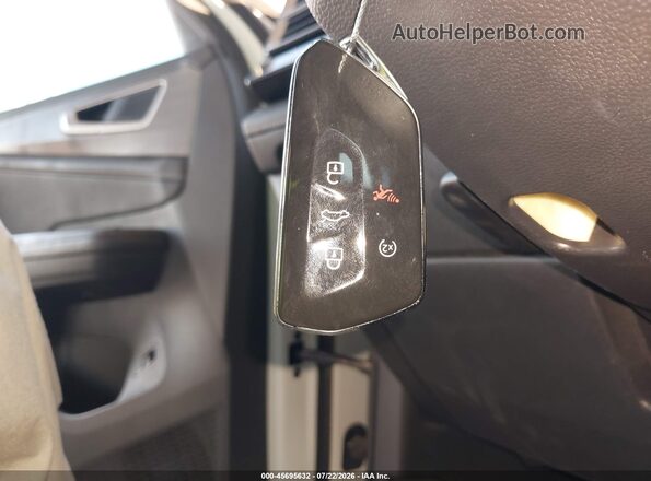 1V2WE2CA6RC256004 2024 VOLKSWAGEN ATLAS White Dashboard view
