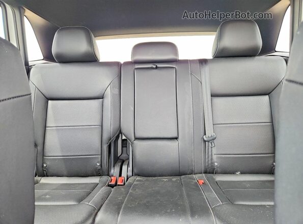 1V2WE2CA7PC224191 2023 VOLKSWAGEN ATLAS White Widok tylnych siedzeń