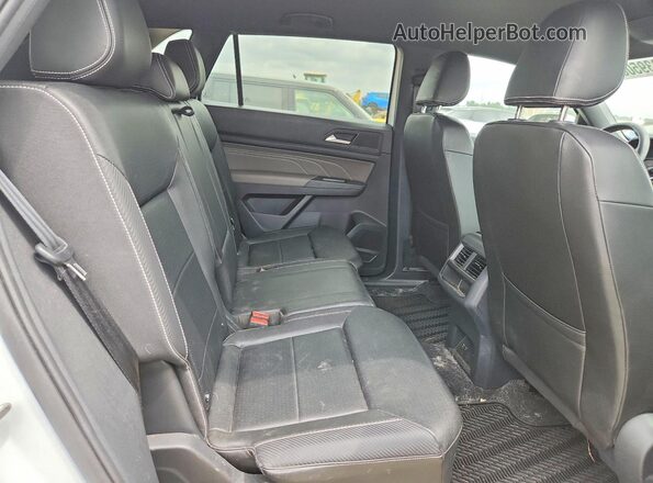 1V2WE2CA7PC224191 2023 VOLKSWAGEN ATLAS White Widok wnętrza z tyłu