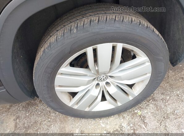 1V2WP2CA8LC502178 2020 VOLKSWAGEN ATLAS Black Widok zestawu wskaźników