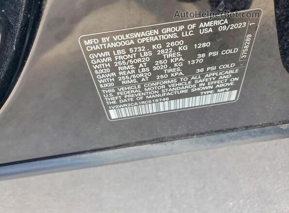 1V2WR2CA1RC519746 2024 VOLKSWAGEN ATLAS Black Вид наклейки з VIN-кодом
