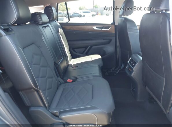 1V2WR2CA1RC570826 2024 VOLKSWAGEN ATLAS Gray Vista de la etiqueta del VIN