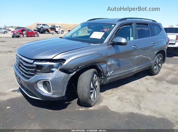 1V2WR2CA1RC570826 2024 VOLKSWAGEN ATLAS Gray Vista tres cuartos delantera izquierda