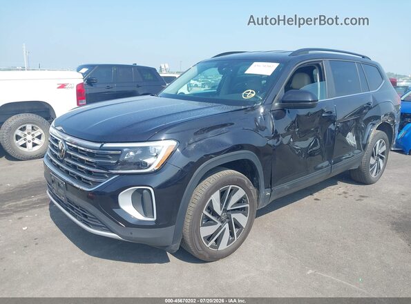1V2WR2CA3RC575235 2024 VOLKSWAGEN ATLAS Черный Передняя левая четверть
