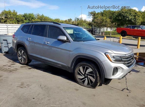 1V2WR2CA4SC545568 2025 VOLKSWAGEN ATLAS Серебряный Передняя правая четверть