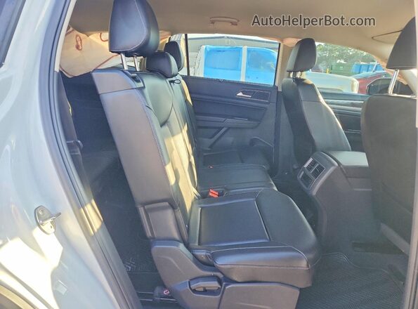 1V2WR2CA6KC509364 2019 VOLKSWAGEN ATLAS White Widok wnętrza z tyłu