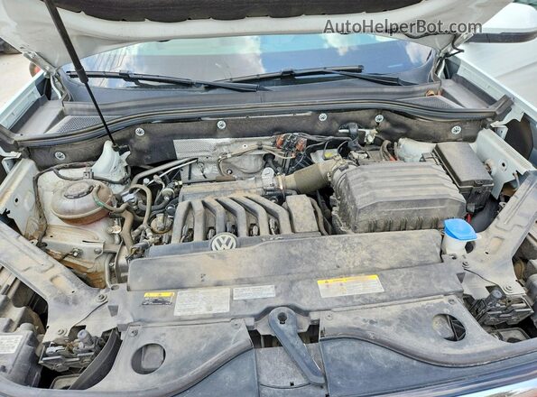 1V2WR2CA7NC565513 2022 VOLKSWAGEN ATLAS White Vista interior trasera