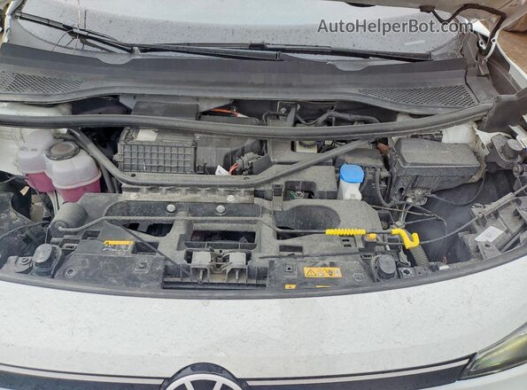 1V2WSPE80RC008427 2024 VOLKSWAGEN ID.4 White Widok wnętrza z tyłu