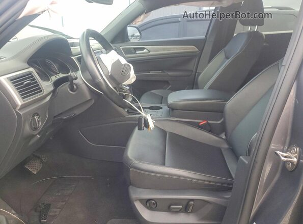 1V2YE2CA0LC208708 2020 VOLKSWAGEN ATLAS Charcoal Front interior view