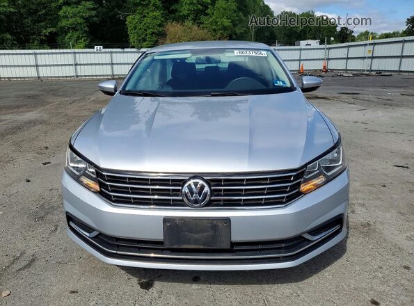 1VWAA7A34JC011602 2018 VOLKSWAGEN PASSAT Silver წინა ხედი