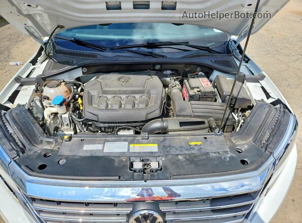 1VWAA7A34MC010048 2021 VOLKSWAGEN PASSAT White უკანა სალონის ხედი