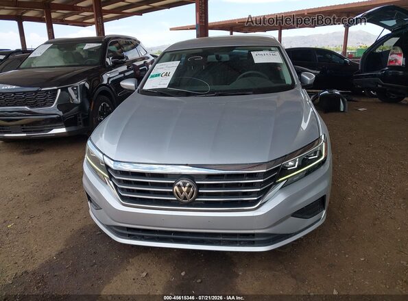 1VWAA7A38LC012741 2020 VOLKSWAGEN PASSAT Серебряный Вид задней части салона