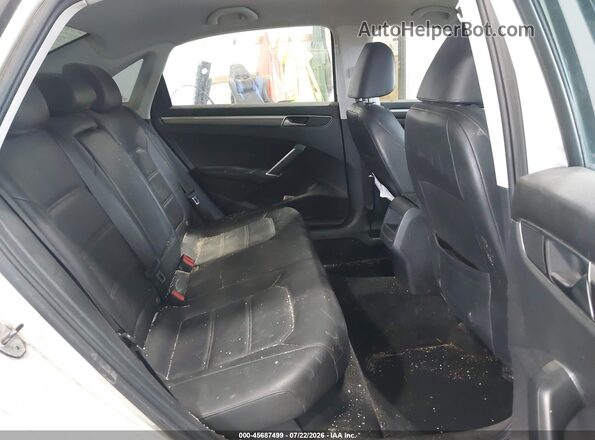 1VWAA7A3XJC004086 2018 VOLKSWAGEN PASSAT White VIN կոդի պիտակի տեսք
