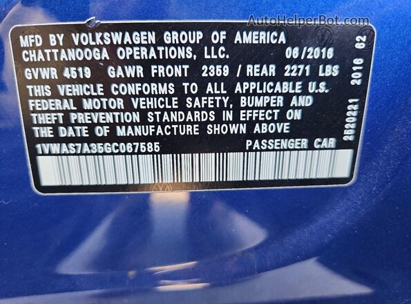 1VWAS7A35GC067585 2016 VOLKSWAGEN PASSAT Blue ძრავის განყოფილების ხედი