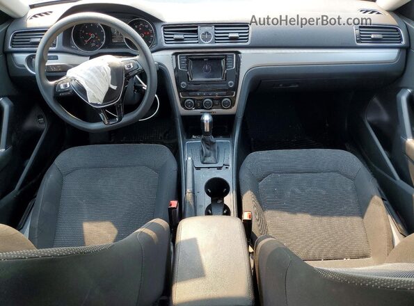 1VWAS7A39GC007261 2016 VOLKSWAGEN PASSAT Черный Вид панели приборов