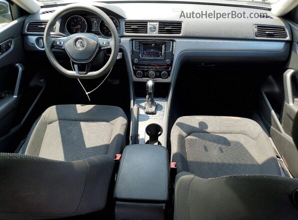 1VWAS7A39GC030636 2016 VOLKSWAGEN PASSAT Black Dashboard view