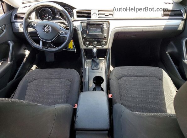 1VWAT7A30GC012751 2016 VOLKSWAGEN PASSAT Gray Widok deski rozdzielczej