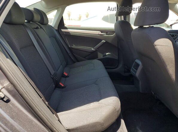 1VWAT7A30GC012751 2016 VOLKSWAGEN PASSAT Gray Widok tylnych siedzeń