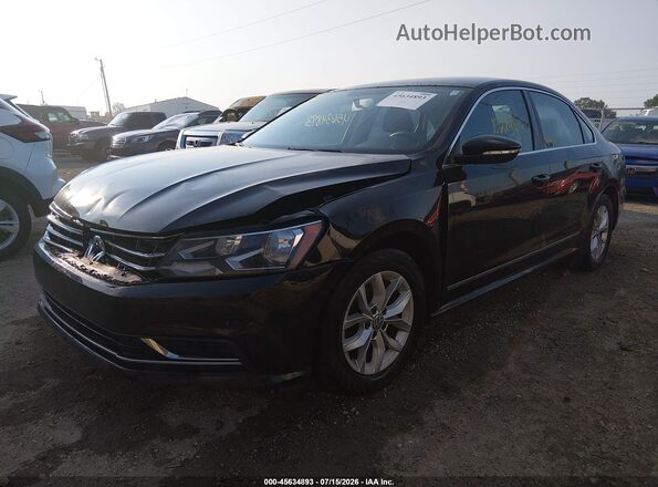 1VWAT7A31GC055947 2016 VOLKSWAGEN PASSAT Black Widok z przodu