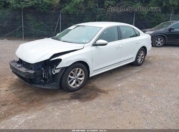 1VWAT7A31GC062722 2016 VOLKSWAGEN PASSAT White Front left