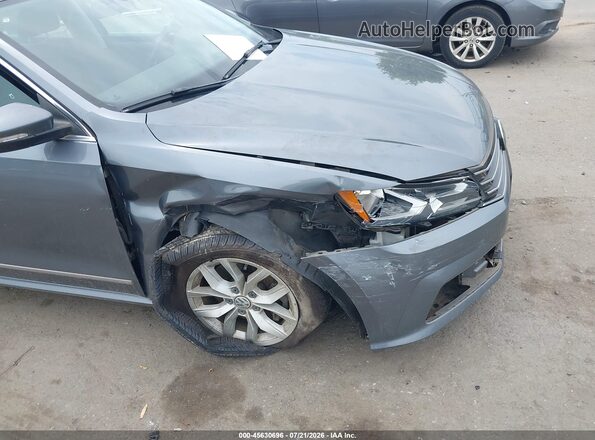 1VWAT7A31HC041273 2017 VOLKSWAGEN PASSAT Gray Front view