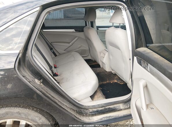 1VWAT7A32GC043712 2016 VOLKSWAGEN PASSAT Black VIN կոդի պիտակի տեսք