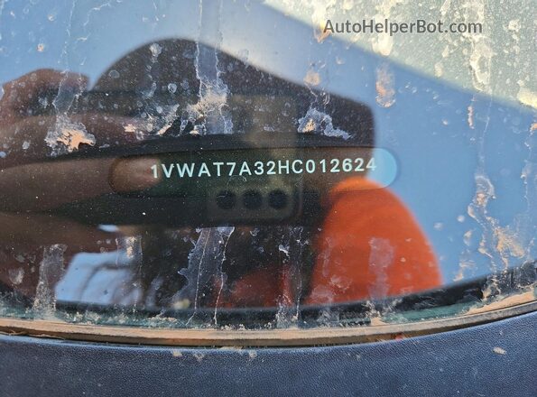 1VWAT7A32HC012624 2017 VOLKSWAGEN PASSAT Серебряный Вид подкапотного пространства