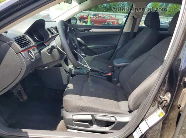 1VWAT7A32HC027866 2017 VOLKSWAGEN PASSAT Black Widok wnętrza z przodu