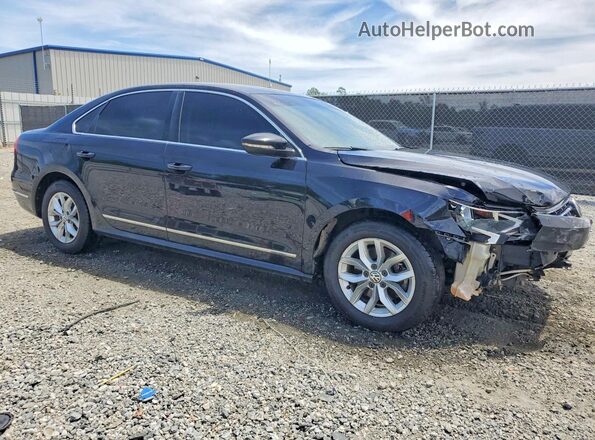 1VWAT7A32HC027866 2017 VOLKSWAGEN PASSAT Black Przód prawy