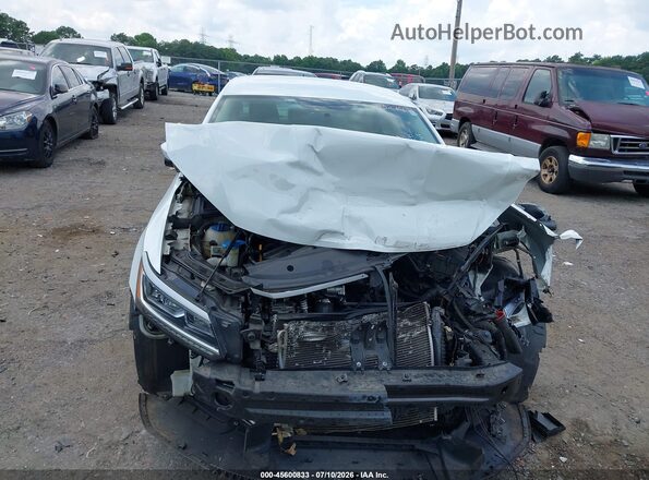 1VWAT7A33GC032797 2016 VOLKSWAGEN PASSAT White Դիմացի տեսք