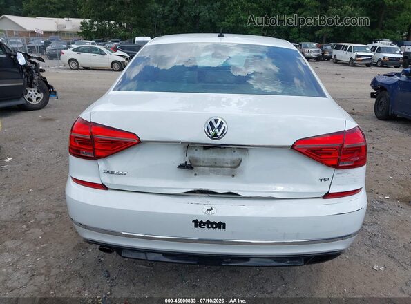 1VWAT7A33GC032797 2016 VOLKSWAGEN PASSAT White 