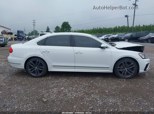 1VWAT7A33GC035926 2016 VOLKSWAGEN PASSAT White Սալոնի հետևի տեսք