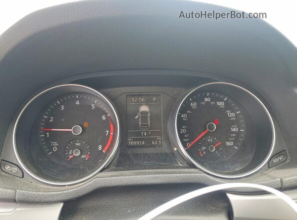 1VWAT7A33HC059399 2017 VOLKSWAGEN PASSAT Silver Widok zestawu wskaźników