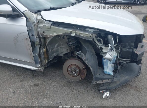 1VWAT7A34GC020545 2016 VOLKSWAGEN PASSAT Silver Front view