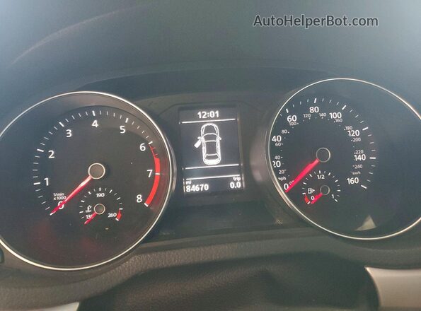 1VWAT7A35HC050073 2017 VOLKSWAGEN PASSAT Silver Instrument cluster view