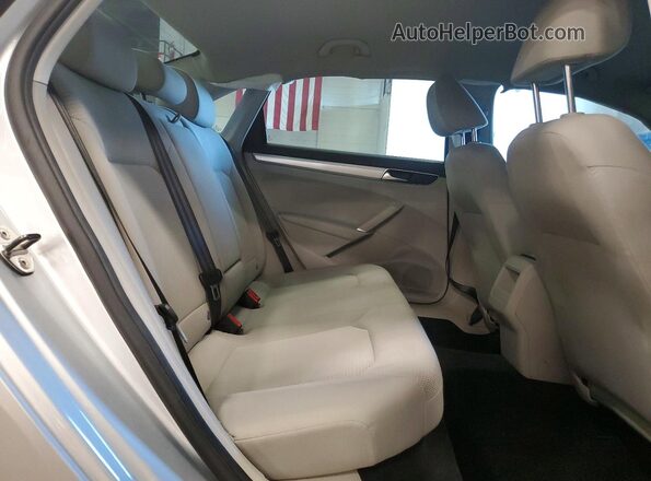 1VWAT7A35HC050073 2017 VOLKSWAGEN PASSAT Silver Rear seats view
