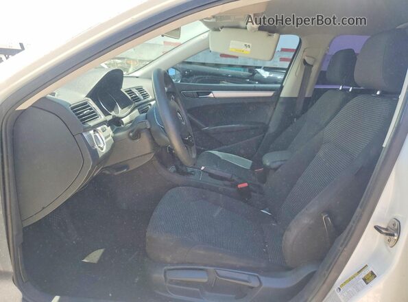 1VWAT7A36GC038075 2016 VOLKSWAGEN PASSAT White Вид салону спереду