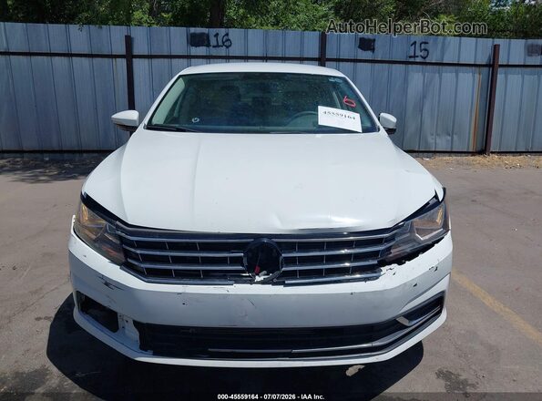 1VWAT7A36HC064676 2017 VOLKSWAGEN PASSAT Белый Вид щитка приборов