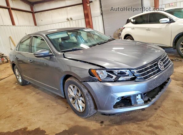 1VWAT7A37HC052486 2017 VOLKSWAGEN PASSAT Silver Przód prawy